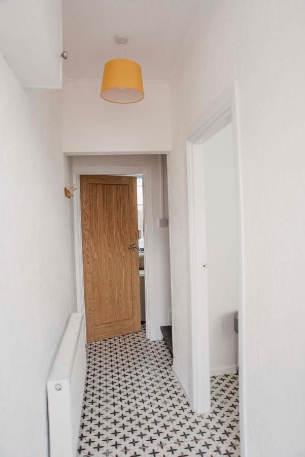 Six Bells Retreat Villa Abertillery Exterior photo